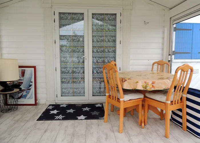 Mobil & 6 Pers Parc De Loisirs *